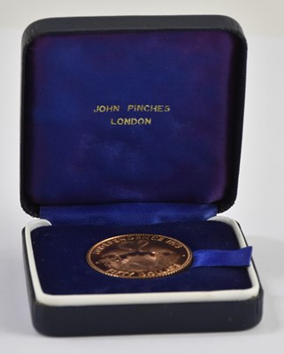 Lot 1354 - JOHN PINCHES; a gold Commonwealth of Bahamas...