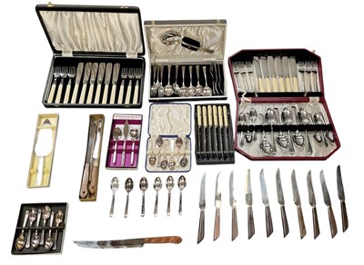 Lot 1095 - A collection of various cased and loose silver...