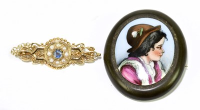 Lot 313 - A Victorian style yellow metal bar brooch set...