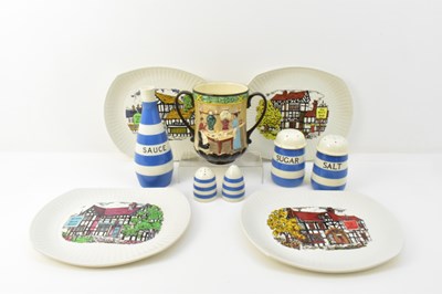 Lot 191 - A group of collectible pottery comprising five...