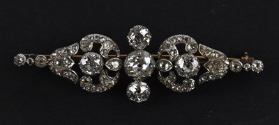 Lot 1262 - A Victorian yellow and white metal brooch, set...