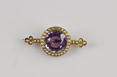Lot 1284 - A late Victorian yellow metal seed pearl and...