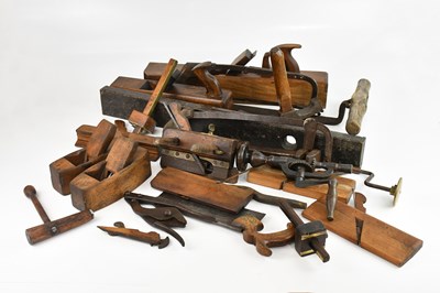 Lot 1055 - A collection of vintage tools including a...