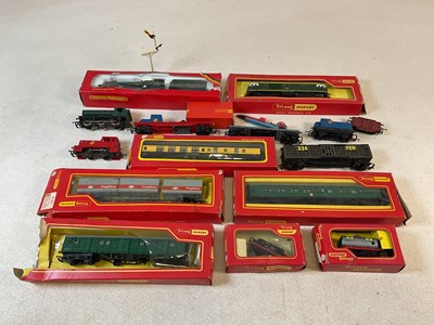 Lot 166 - TRI-ANG HORNBY; railway items to include...