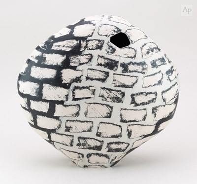 Lot 238 - CAROLYN GENDERS (born 1957); an earthenware...