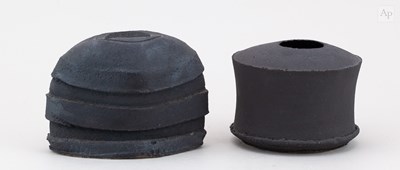 Lot 265 - DAN KELLY (born 1953); a squat stoneware...