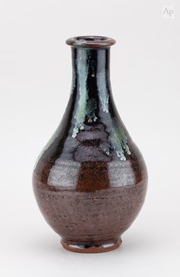 Lot 387 - JIM MALONE (born 1946); a stoneware Korean...
