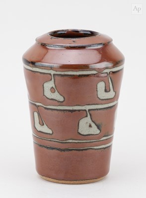 Lot 651 - SHINSAKU HAMADA (1929-2023) a stoneware vase...