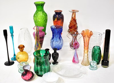 Lot 259 - A collection of studio and other glassware, to...