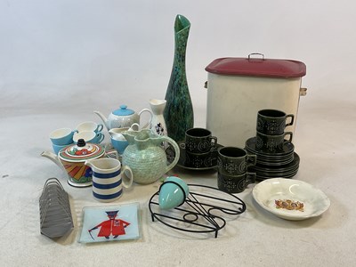 Lot 428 - Assorted ceramics comprising Portmeirion...