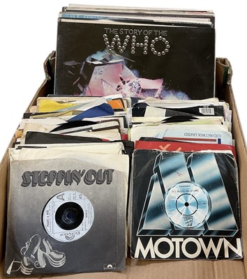 Lot 367 - A collection of approximately seventeen...