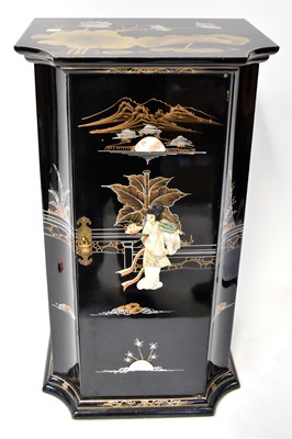 Lot 62 - A modern black lacquered Chinoiserie decorated...
