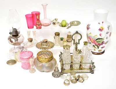 Lot 258 - Various glassware, to include a cut glass...