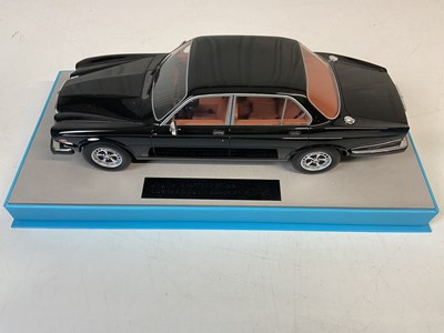Lot 152 - LS COLLECTIBLES; Jaguar XJ 6 black limited...