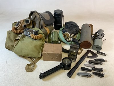 Lot 278 - A quantity of WWII era military items, to...