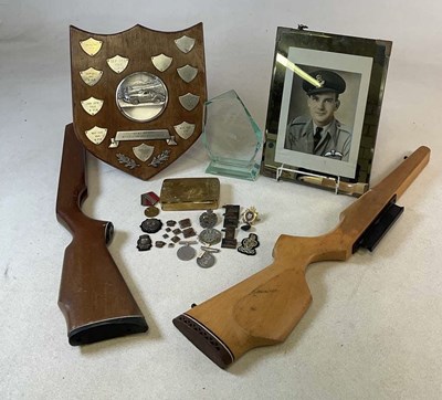Lot 330 - A quantity of military items, to include a...