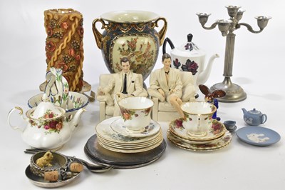 Lot 1907 - A large collection of sundry and decorative...