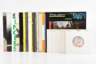 Lot 209 - A collection of vinyl records, singles and 12"...