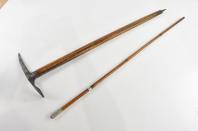 Lot 1049 - GRINDELWALD, a steel and ash ice pick, length...