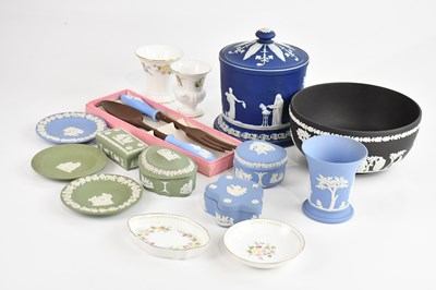 Lot 1942 - WEDGWOOD; a collection of jasperware...