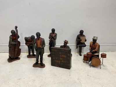 Lot 1048 - A vintage seven-figure jazz band set.