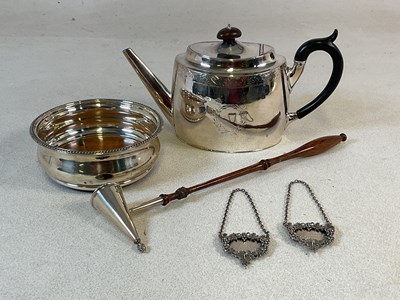 Lot 562 - A pair of Elizabeth II hallmarked silver grape...