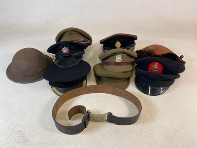 Lot 305 - A quantity of British military headwear, to...