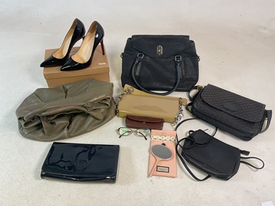 Lot 368 - A quantity of designer fashion accessories, to...