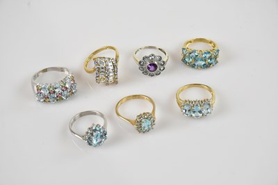 Lot 2328 - Seven 9ct gold or white/yellow metal dress...