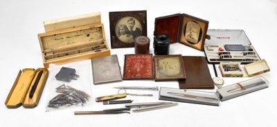 Lot 162 - A mixed lot of collectors' items