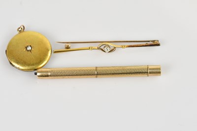 Lot 1313 - A yellow and white metal diamond set bar...