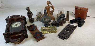Lot 199 - A miscellaneous collection of items comprising...