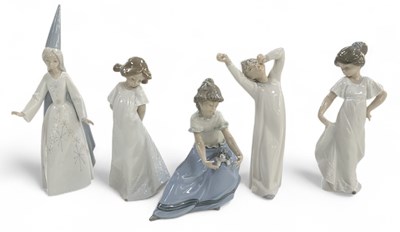 Lot 536 - LLADRÓ; two porcelain figures, height of...