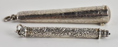 Lot 1257 - A George V hallmarked silver cheroot case,...