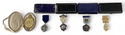 Lot 345 - Five hallmarked silver Masonic jewels and...