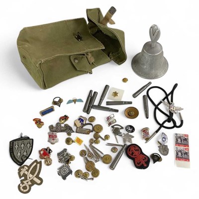 Lot 355 - A WWII military canvas bag, containing a...