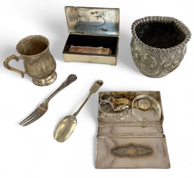 Lot 1124 - A quantity of silver plated items, including a...