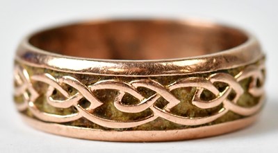 Lot 1169 - A 9ct Clogau gold ring with Celtic knot...