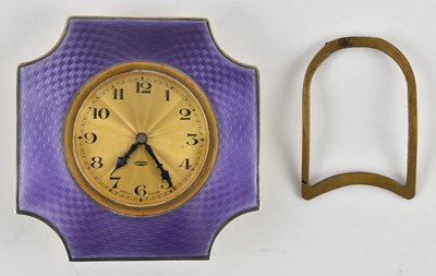 Lot 1235 - HENRY MATTHEWS; a George V hallmarked silver...