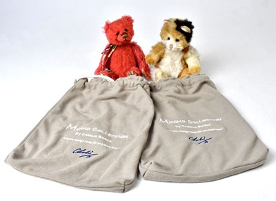 Lot 592 - CHARLIE BEARS; two Minimo Collection limited...