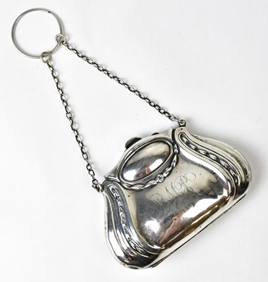 Lot 1064 - J & R GRIFFIN LTD; a George V hallmarked...