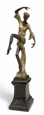 Lot 587 - An early 20th century French bronze figure of...