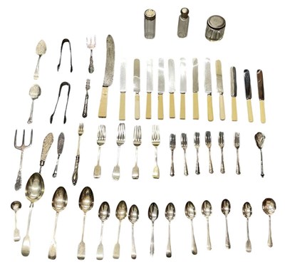 Lot 1134 - A quantity of assorted silver plated items,...