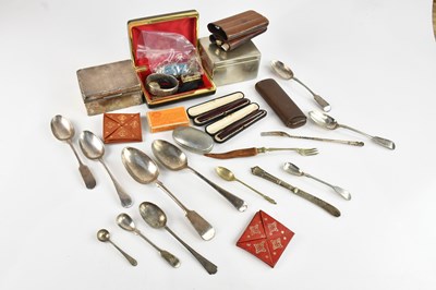 Lot 27 - A collection of silver plate and collectors'...