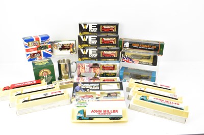 Lot 453 - A collection of boxed diecast collectors'...