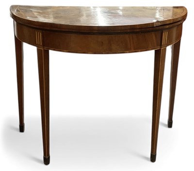 Lot 102 - An Edwardian mahogany and satinwood...