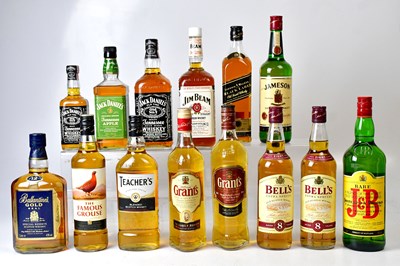 Lot 242 - A quantity of malt whisky and bourbon...