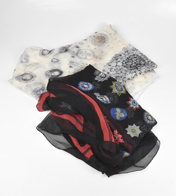 Lot 62 - ALEXANDER MCQUEEN; a black and red woven silk...