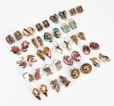 Lot 252 - RENOIR; twenty pairs of vintage and Matisse...