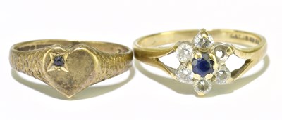 Lot 129 - Two 9ct yellow gold rings, size of largest L,...